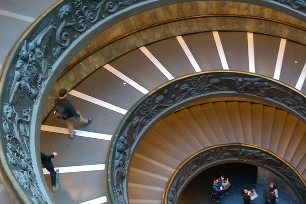 Escalera de caracol de Bramante