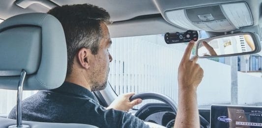 Hello Auto Connect, el asistente de conducción