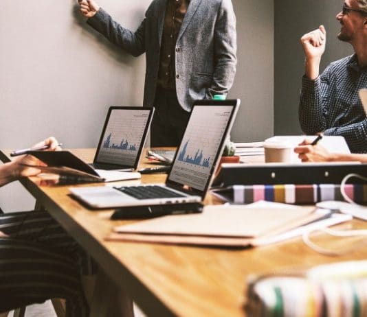 ¿Cómo conseguir mejores resultados de negocio con Axis Corporate? La consultaría de negocio Axis corporate ofrece los mejores resultados en transformación empresarial