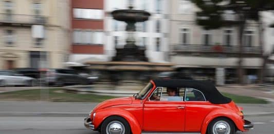 Los consejos de Hello Auto para ahorrar dinero en tu seguro de coche Hello Auto seguro para coche